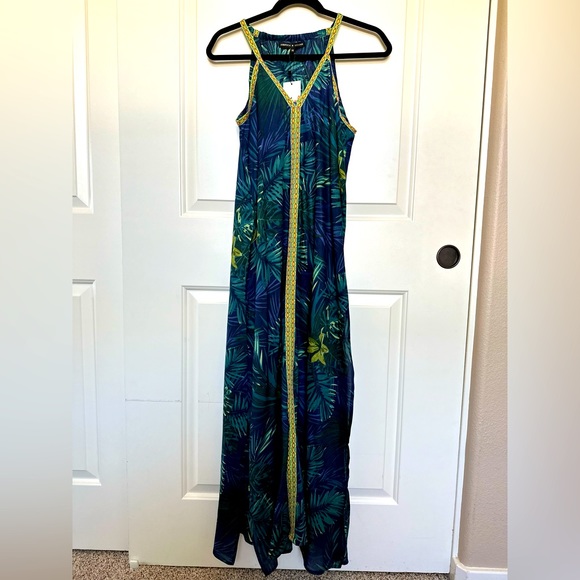BNWT! Absolutely GORGEOUS America and Beyond swim coverup dress- XS - Picture 3 of 7
